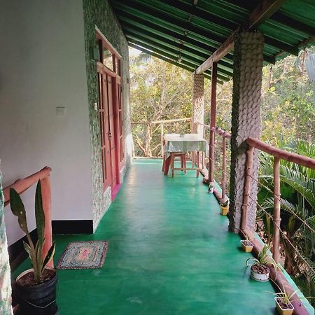 N S K Green Villa Σιγκιρίγια Εξωτερικό φωτογραφία