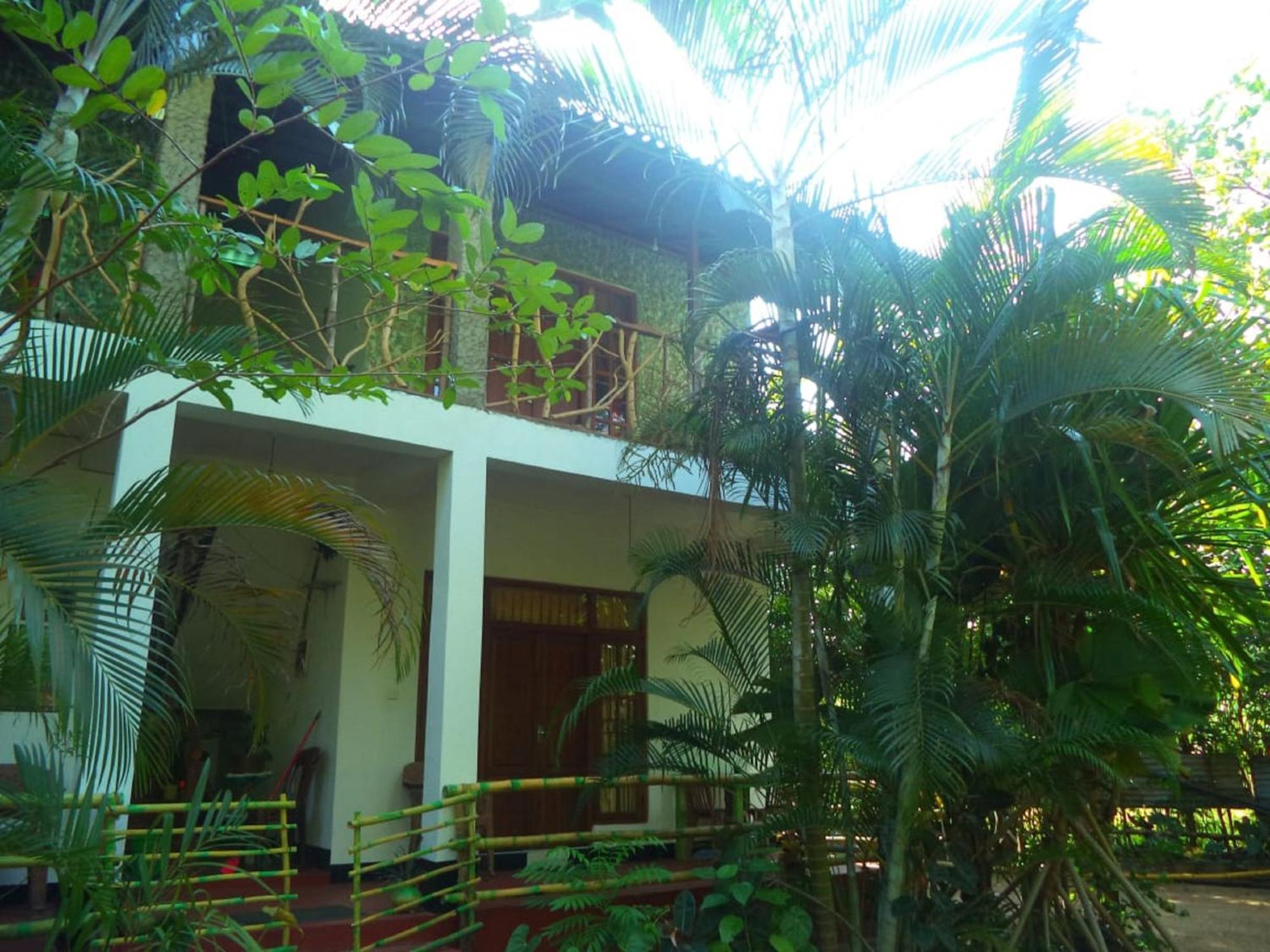 N S K Green Villa Σιγκιρίγια Εξωτερικό φωτογραφία